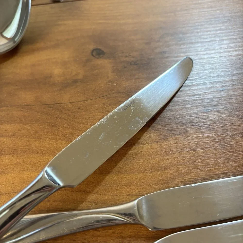 Oneida Camlynn Stainless Flatware Set 16 Pc Knives Forks Teaspoons Tablespoon